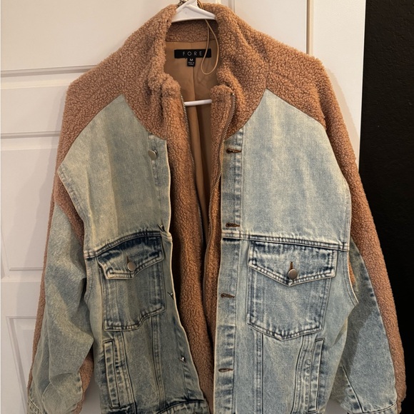 Like new Denim/Sherpa Jacket! - Picture 3 of 5